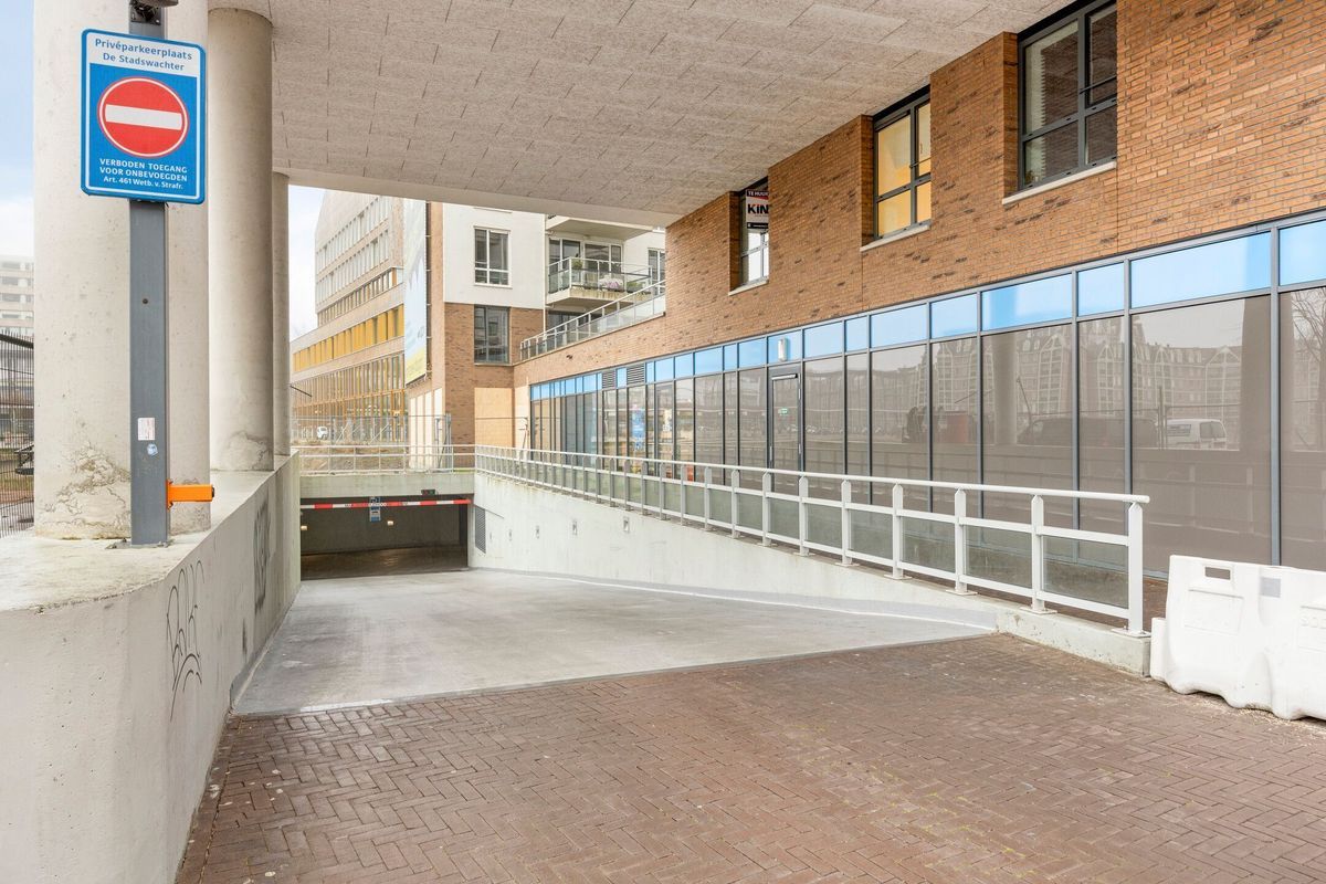 Piusplein 28 - 25 Photo Blur 29