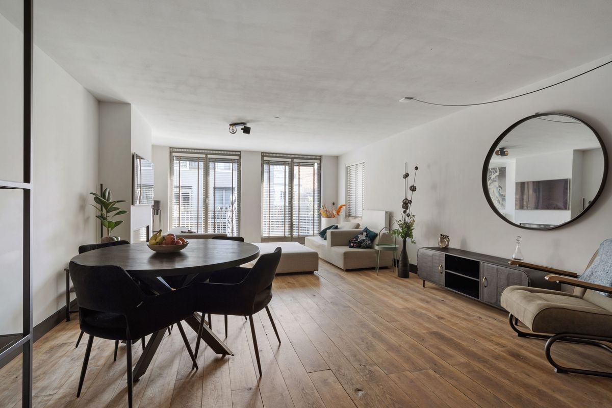 t' Sas 22 Photo Blur 6