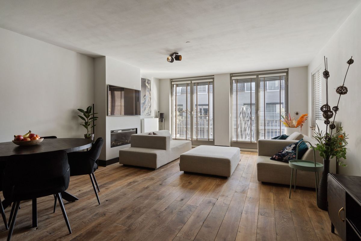 t' Sas 22 Photo Blur 4