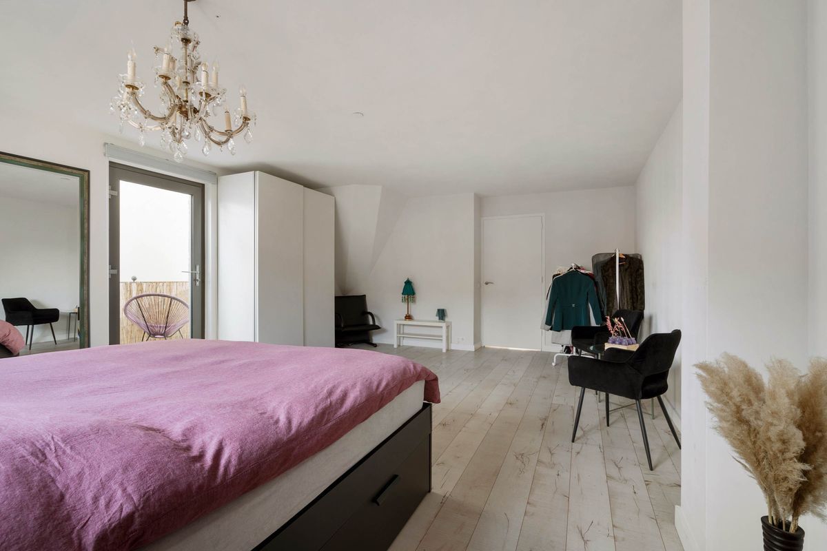 t' Sas 22 Photo Blur 19