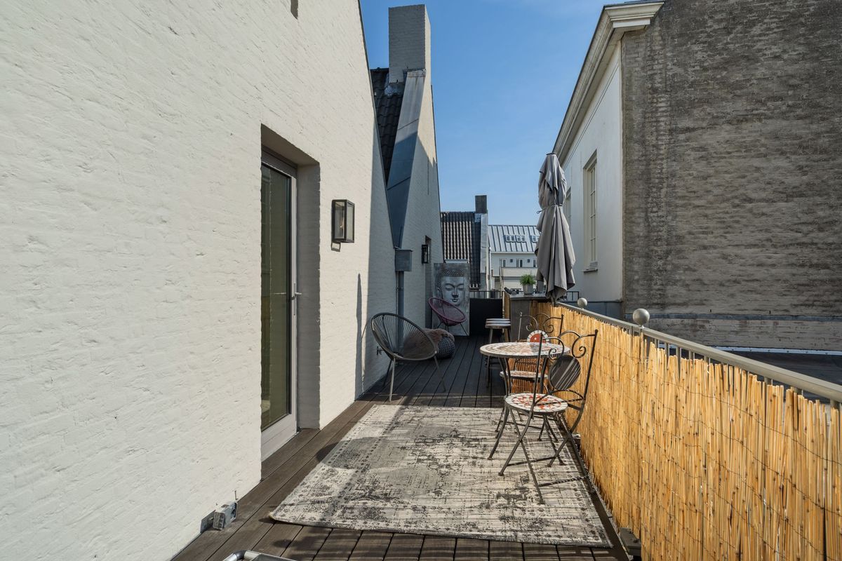 t' Sas 22 Photo Blur 2