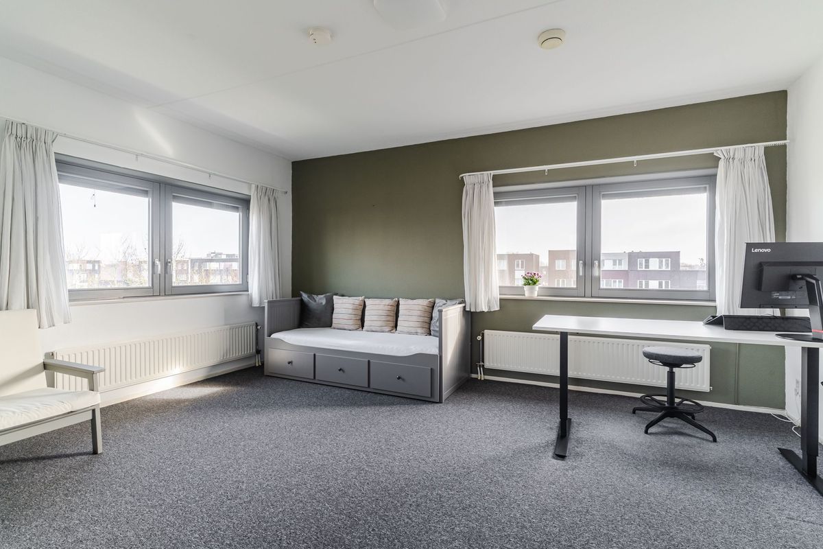 De Terpen 5 Photo Blur 48