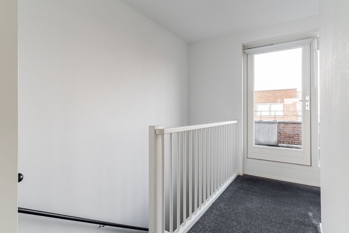 De Terpen 5 Photo Blur 52