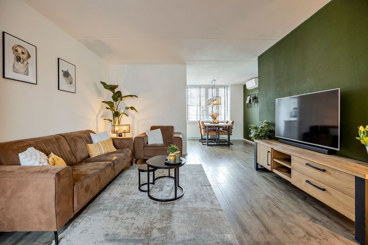 Bongelakker 55 - A Photo 1