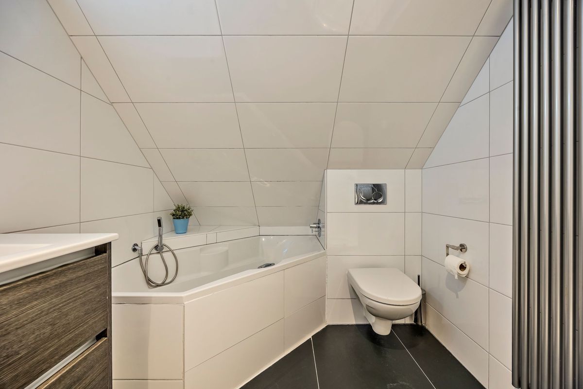 Bongelakker 55 - A Photo Blur 33