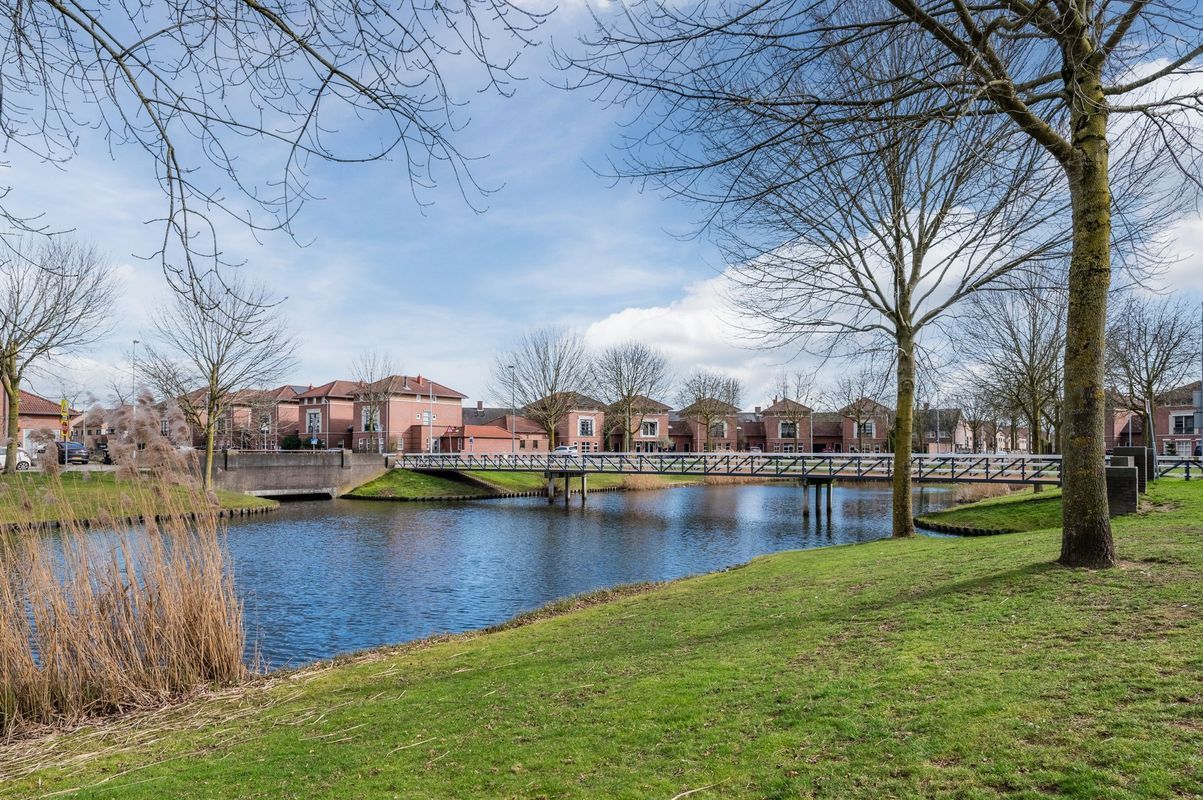 Ouverture 46 Photo Blur 51