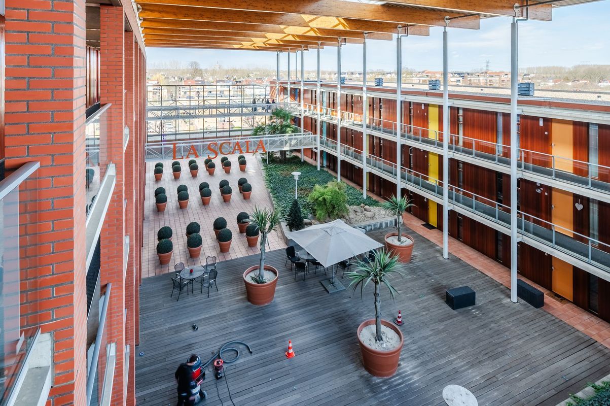 Ouverture 46 Photo Blur 34