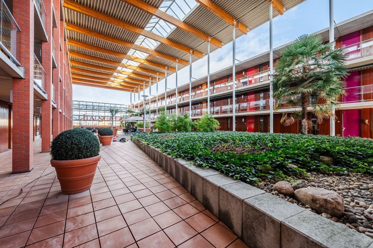 Ouverture 46 Photo Blur 36