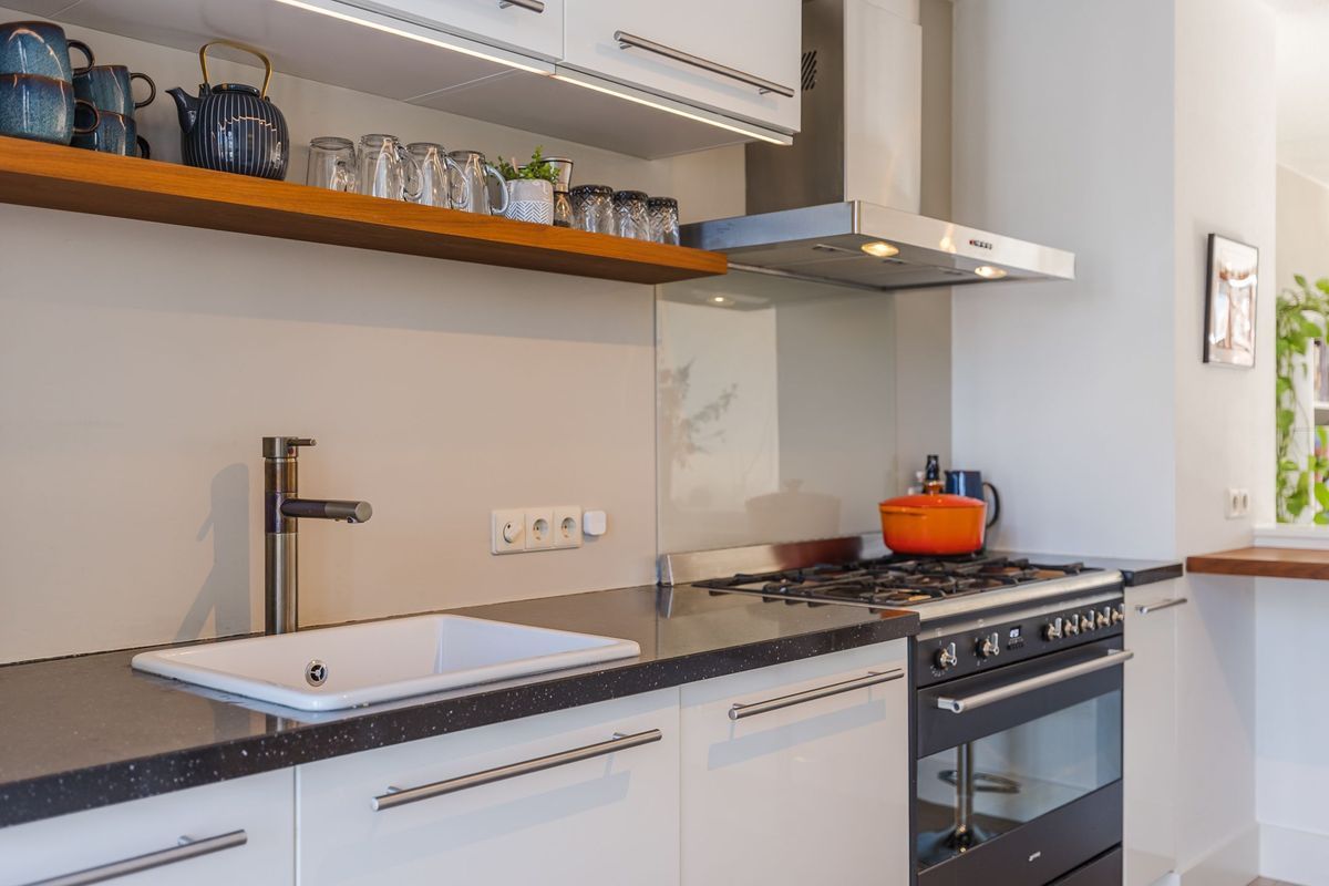 Mr. J.H. de Pontplein 27 Photo Blur 9