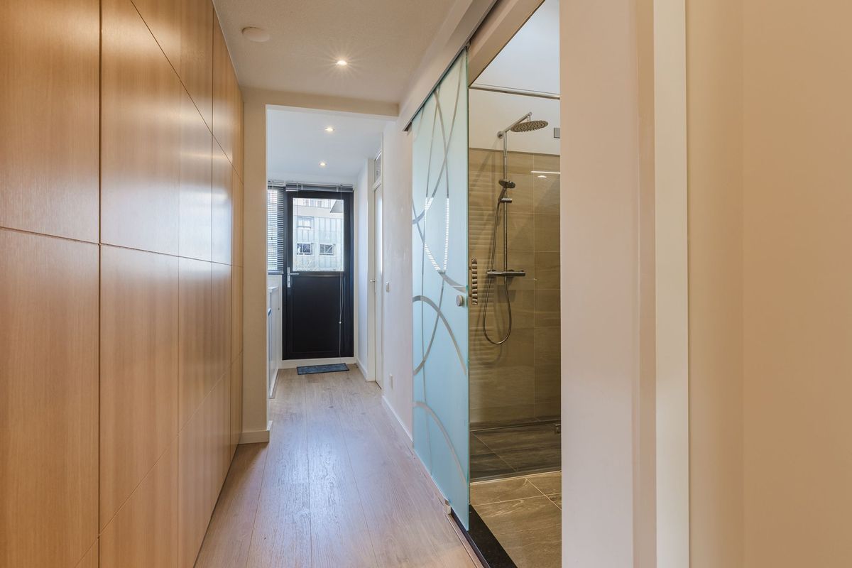 Mr. J.H. de Pontplein 27 Photo Blur 22