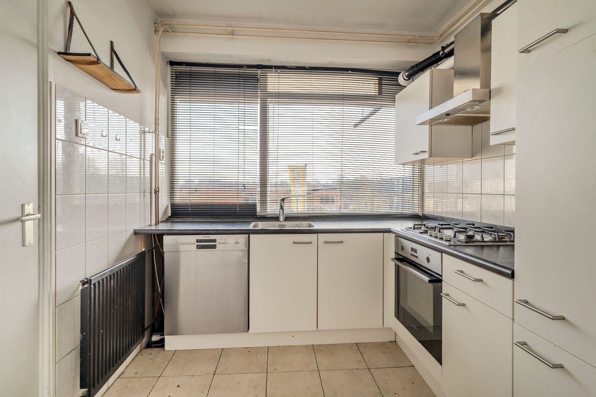 Tobias Asserlaan 121 Photo Blur 8