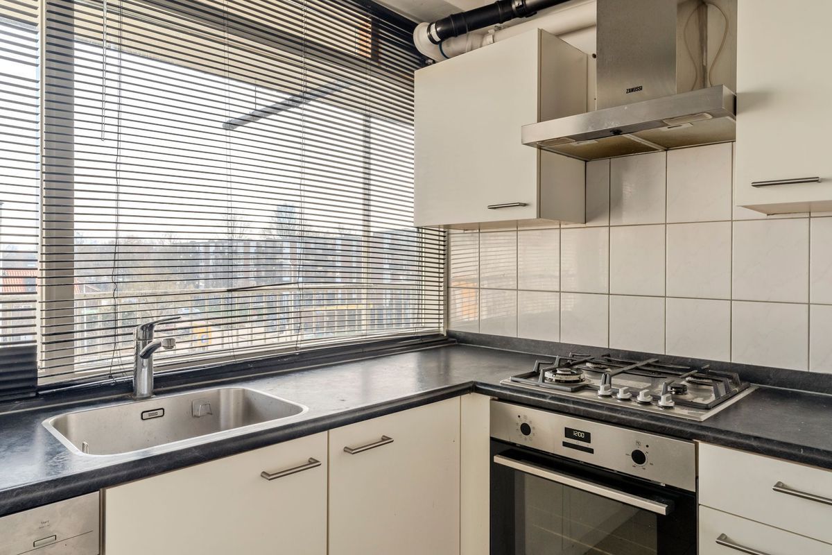 Tobias Asserlaan 121 Photo Blur 9