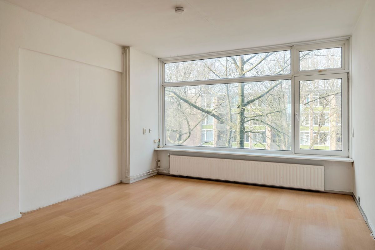 Tobias Asserlaan 121 Photo Blur 4