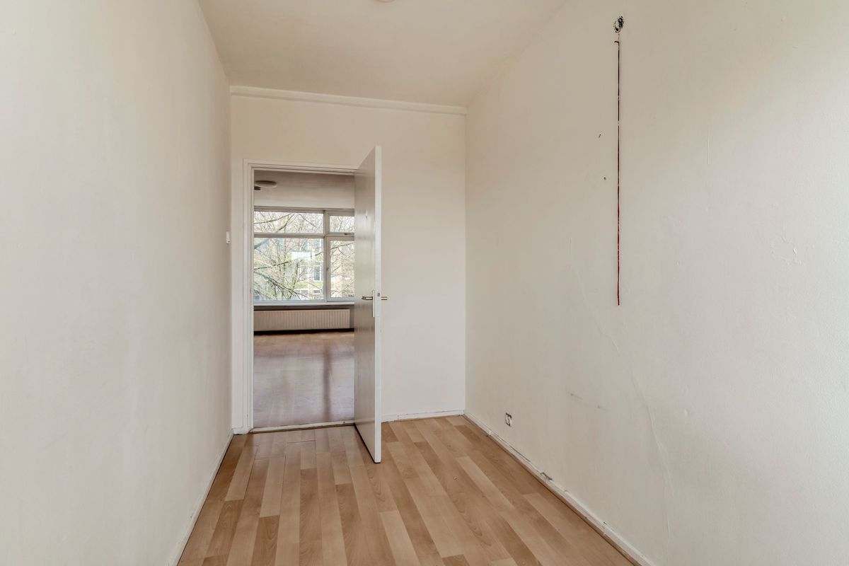 Tobias Asserlaan 121 Photo Blur 16