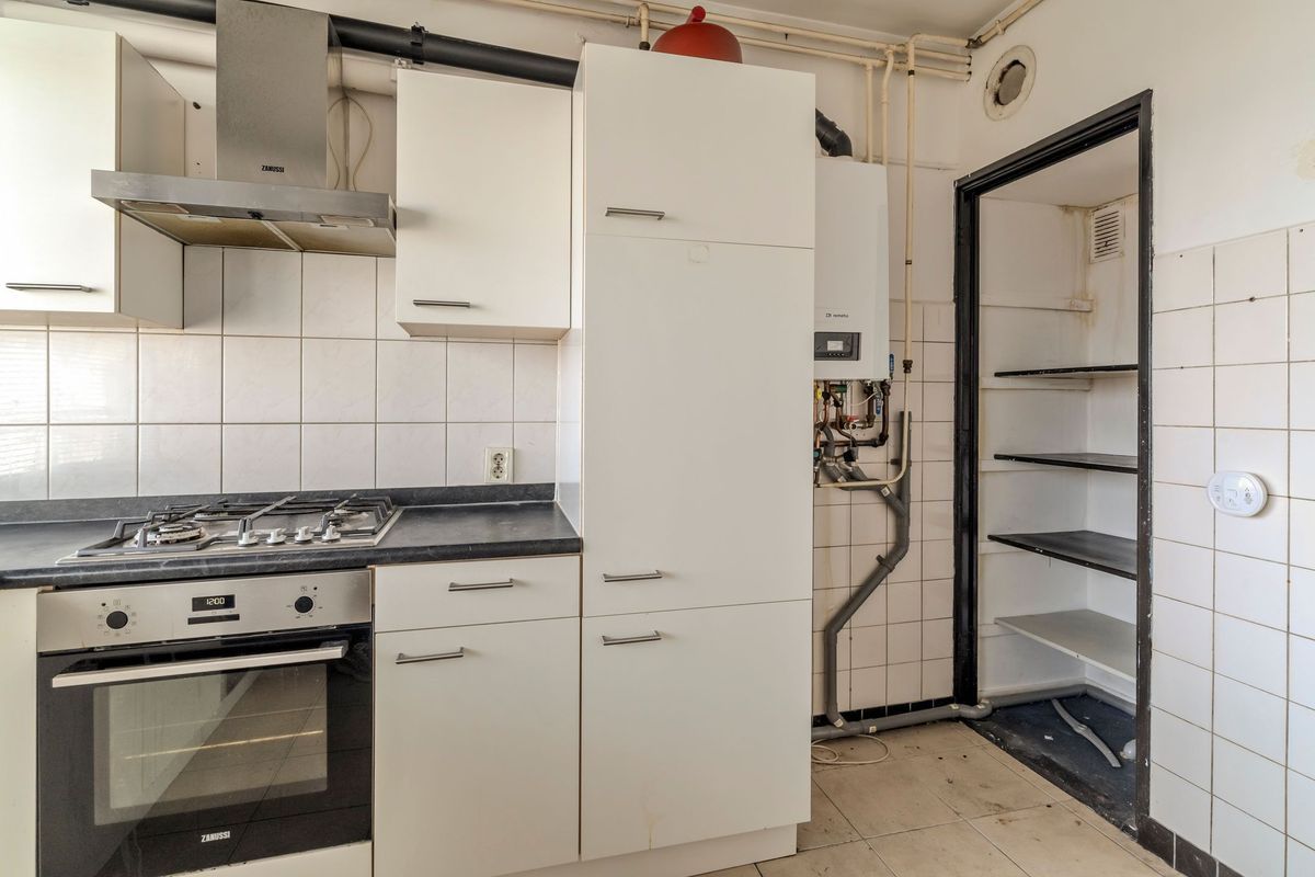 Tobias Asserlaan 121 Photo Blur 10