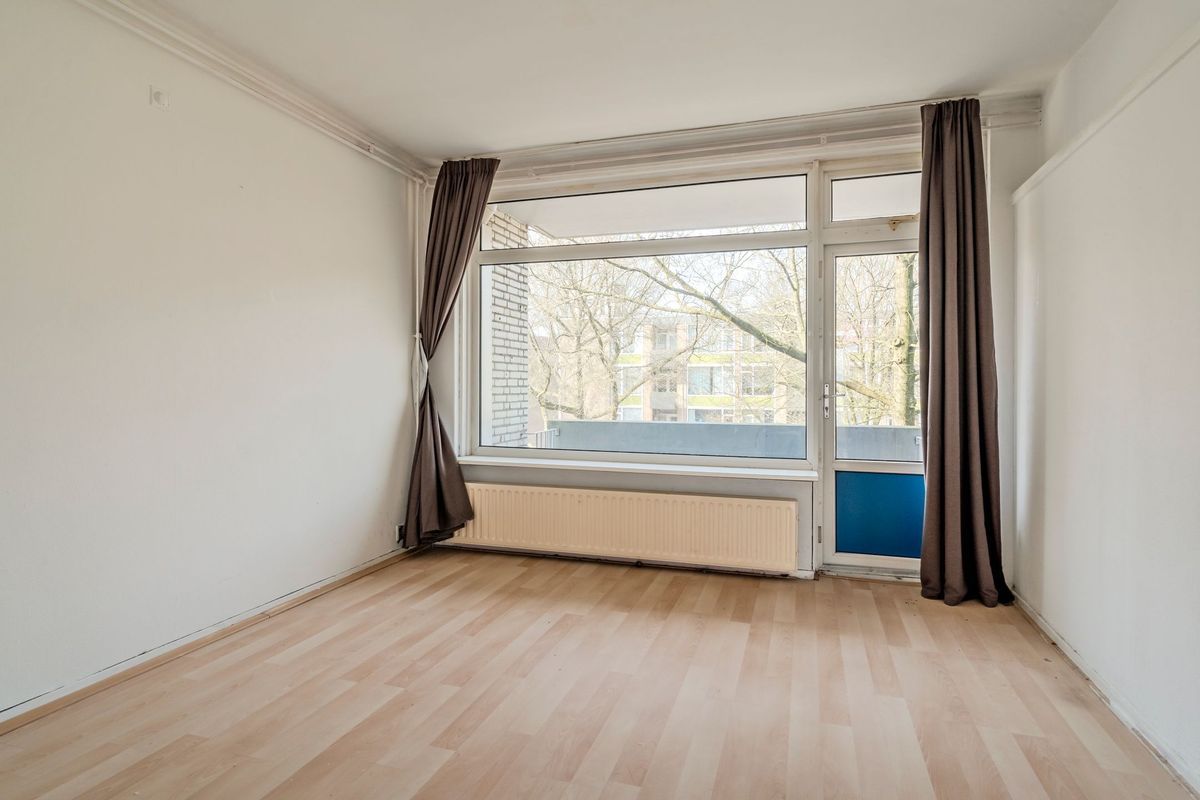 Tobias Asserlaan 121 Photo Blur 13