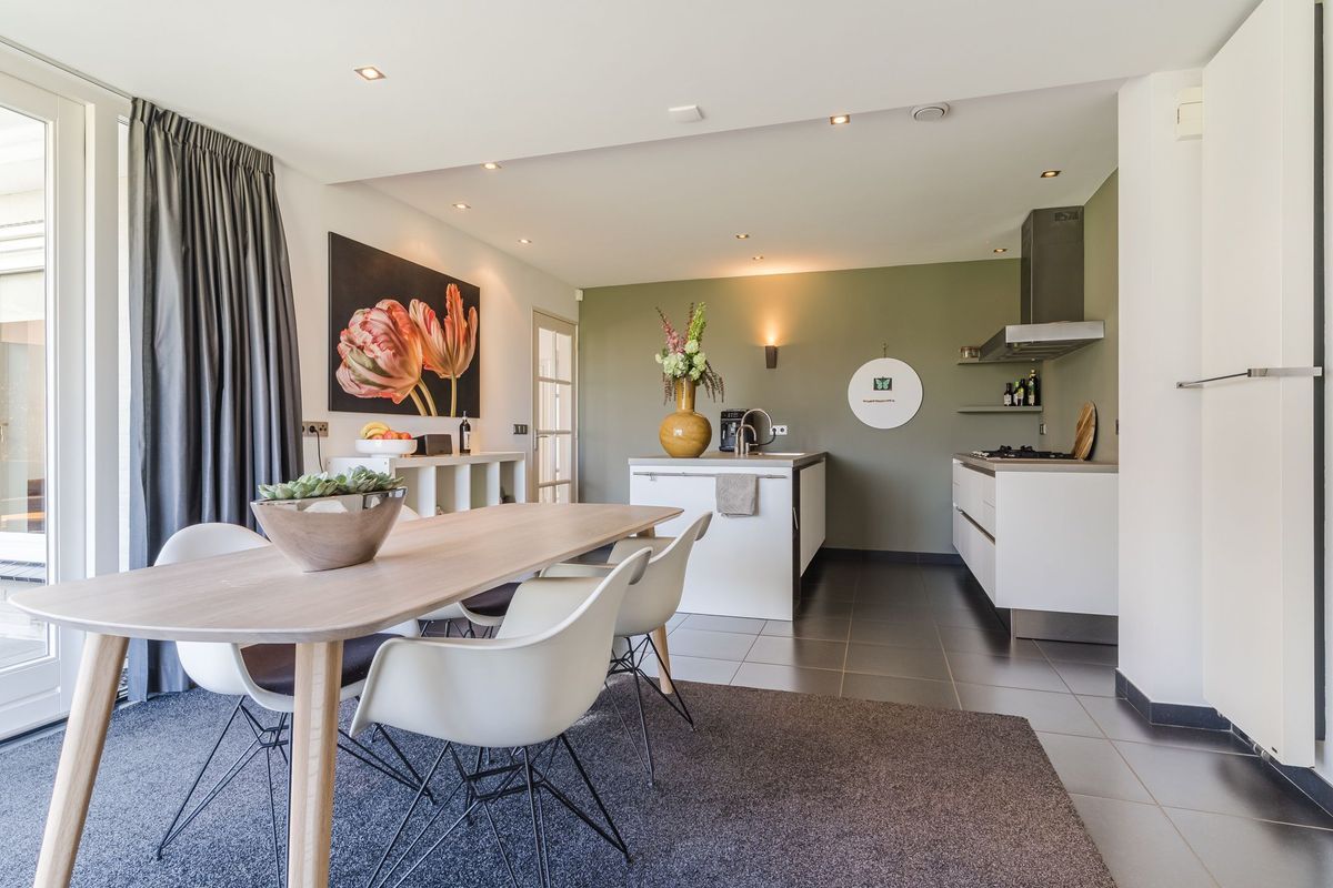 Voldijkje 8 Photo Blur 8