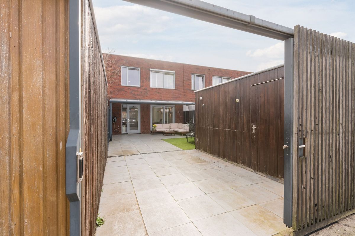 Veestraat 139 - a Photo Blur 39