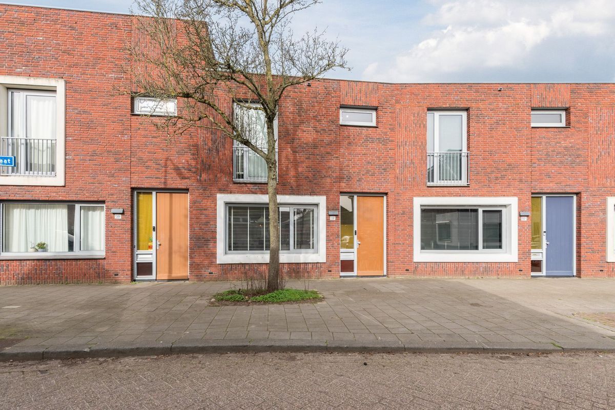 Veestraat 139 - a Photo Blur 42