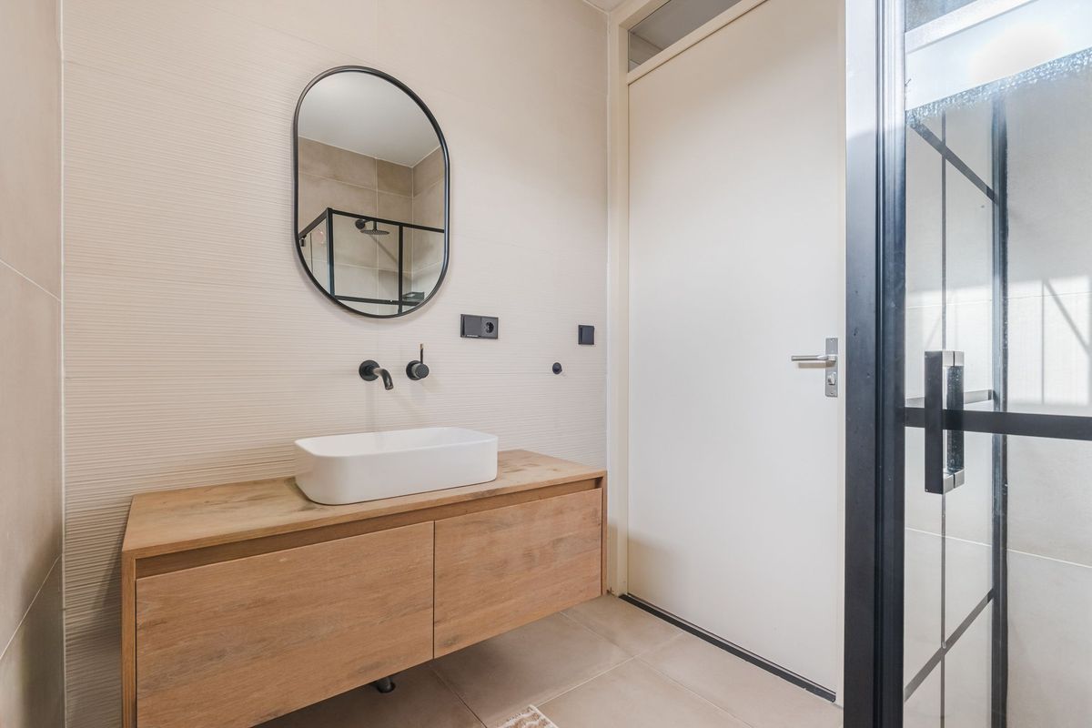 Veestraat 139 - a Photo Blur 29