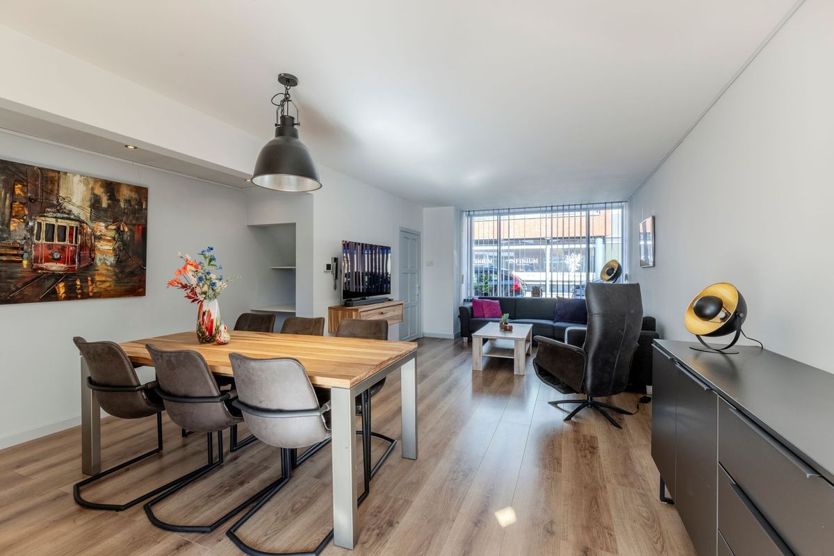 Lange Nieuwstraat 52 Photo Blur 1