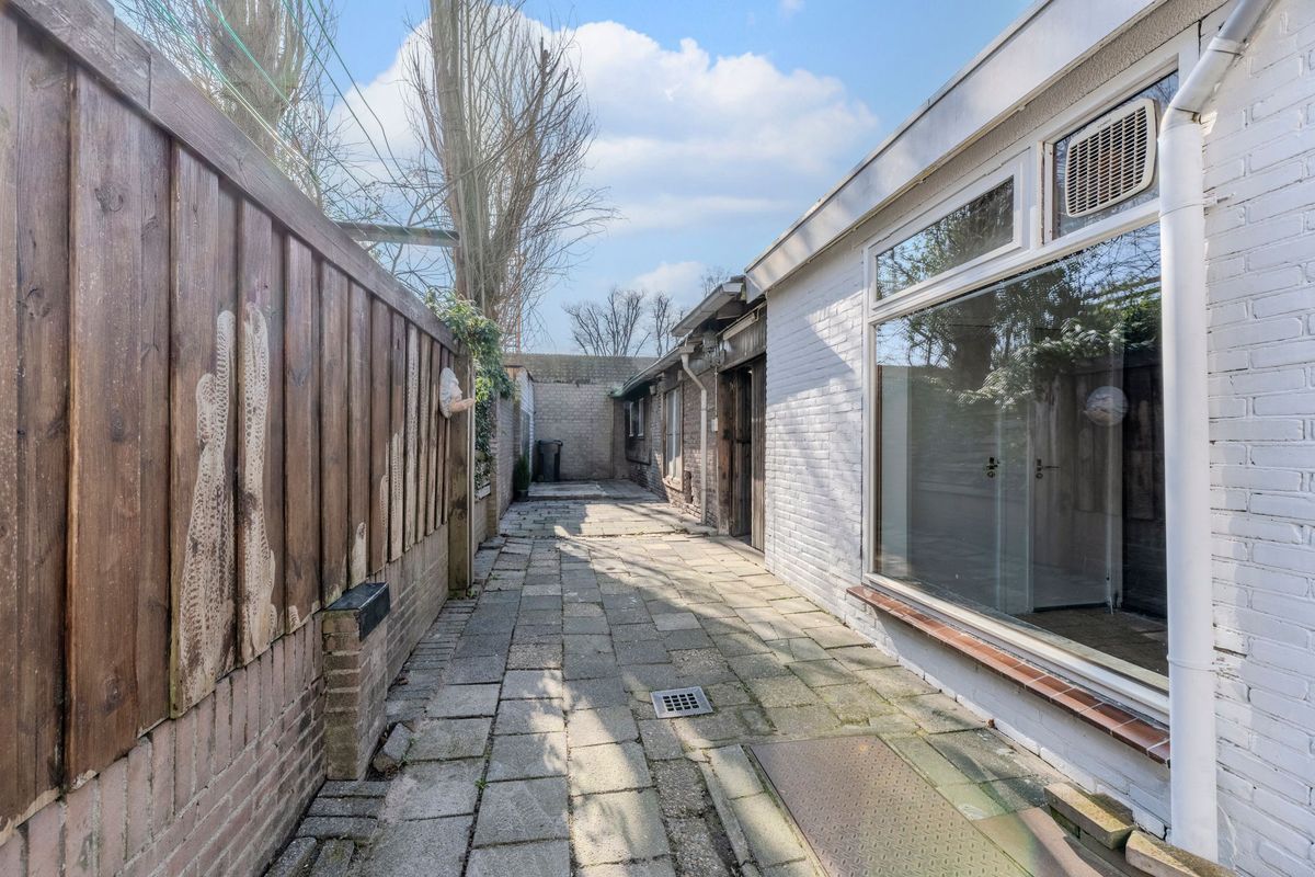 Lange Nieuwstraat 52 Photo Blur 24