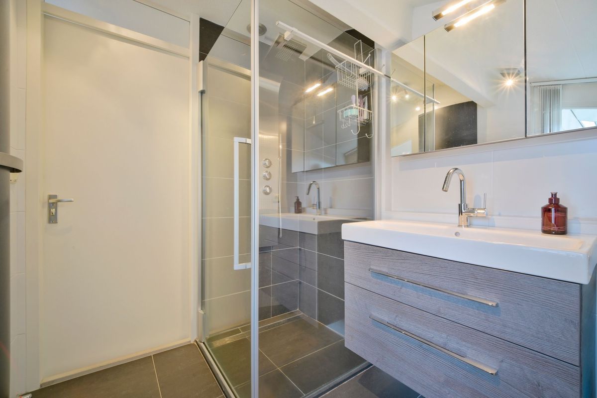 Hoevelakenstraat 24 Photo Blur 32