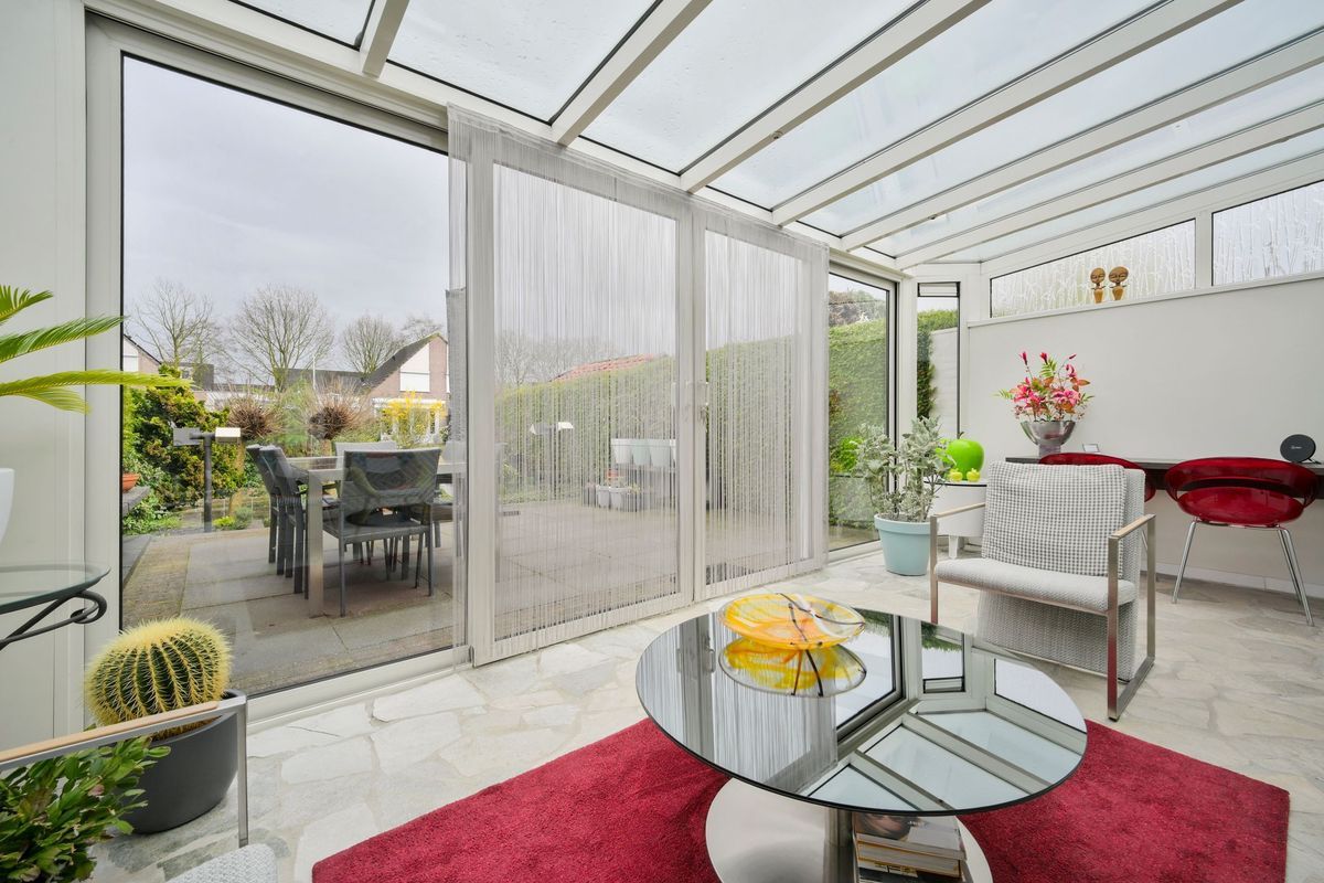 Hoevelakenstraat 24 Photo Blur 7