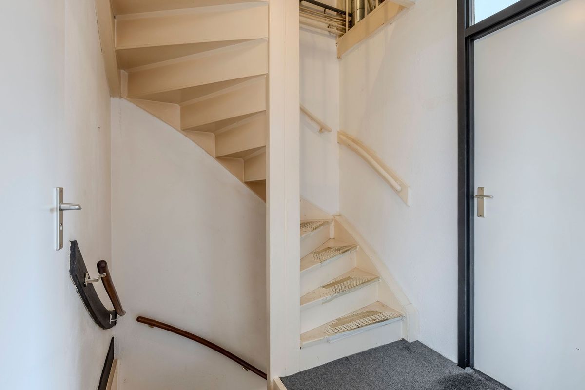 van Bleiswijkhof 3 Photo Blur 14