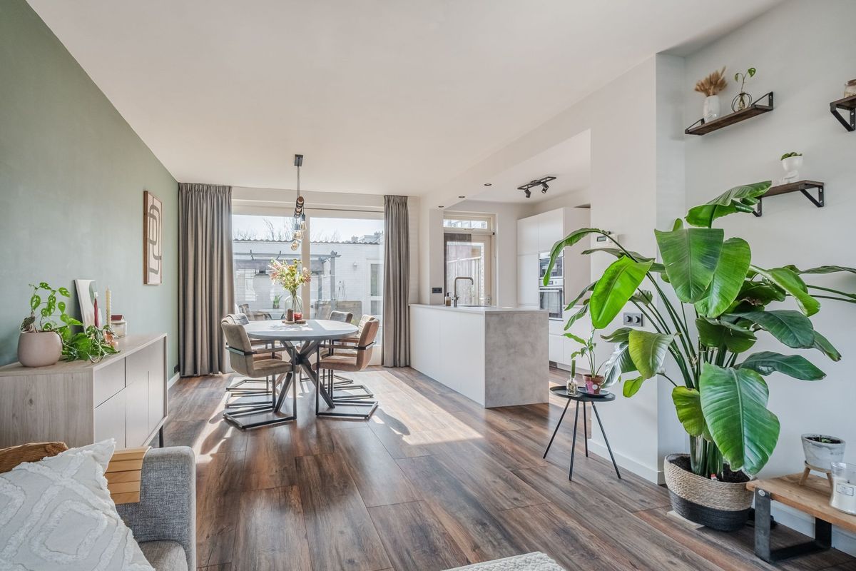 de Leuren 6 Photo Blur 7