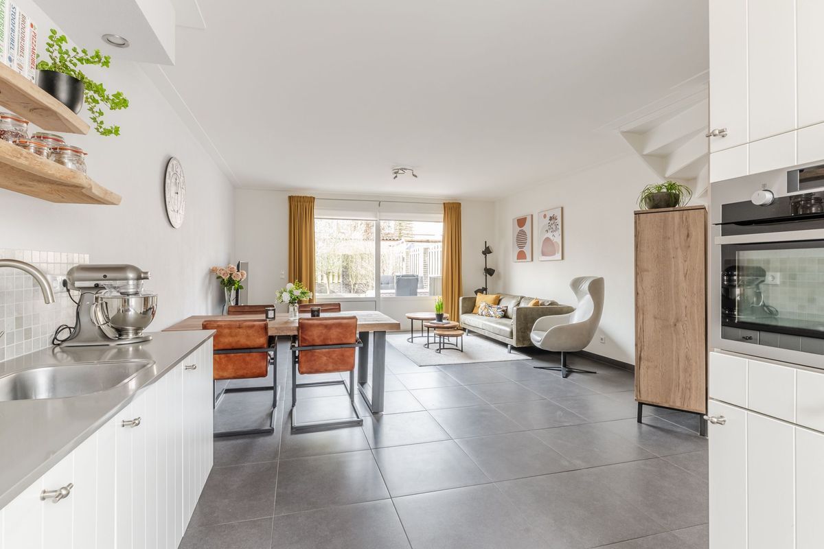 Kruithoorn 5 Photo Blur 2