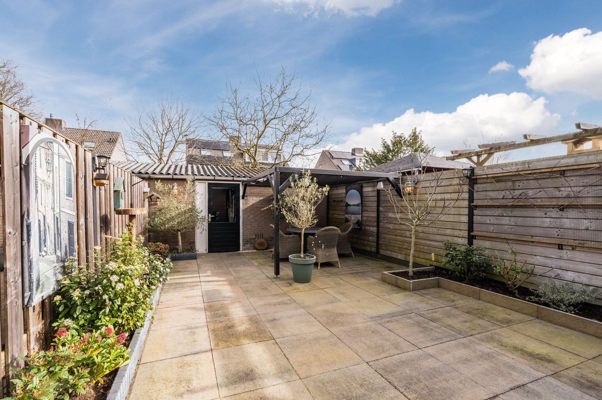 Aragorn 67 Photo Blur 38