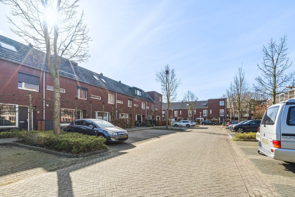 Groenlingstraat 10 Photo Blur 43