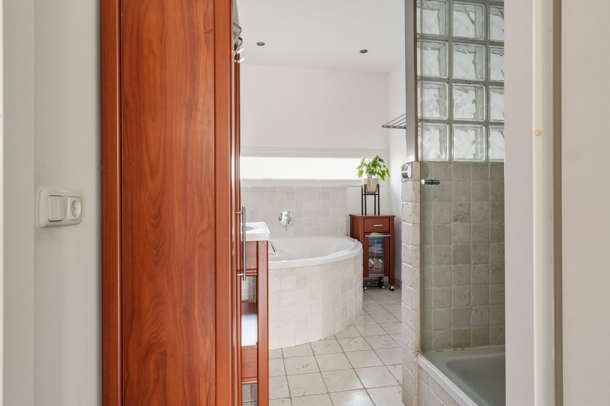 Groenlingstraat 10 Photo Blur 21