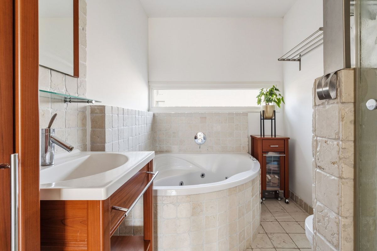 Groenlingstraat 10 Photo Blur 20