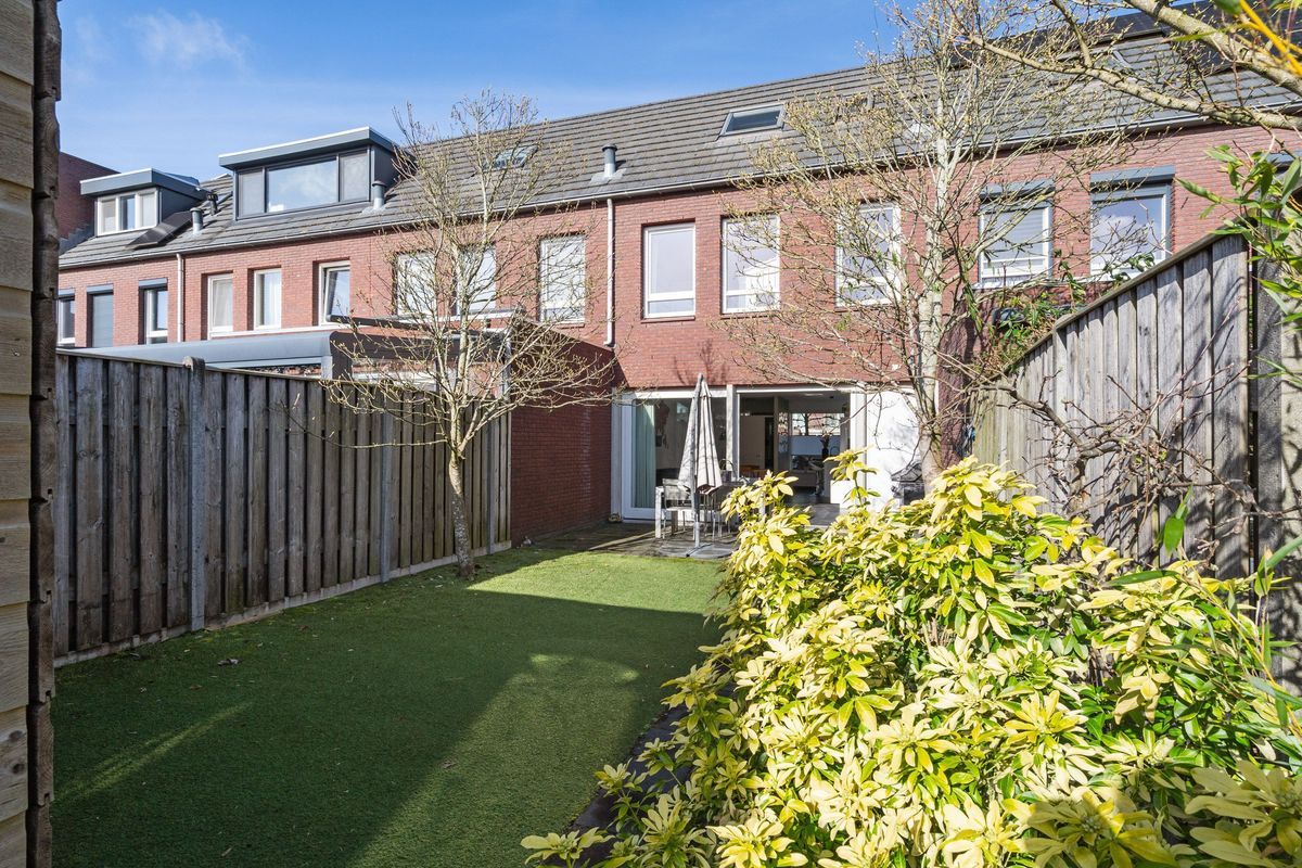 Groenlingstraat 10 Photo Blur 39