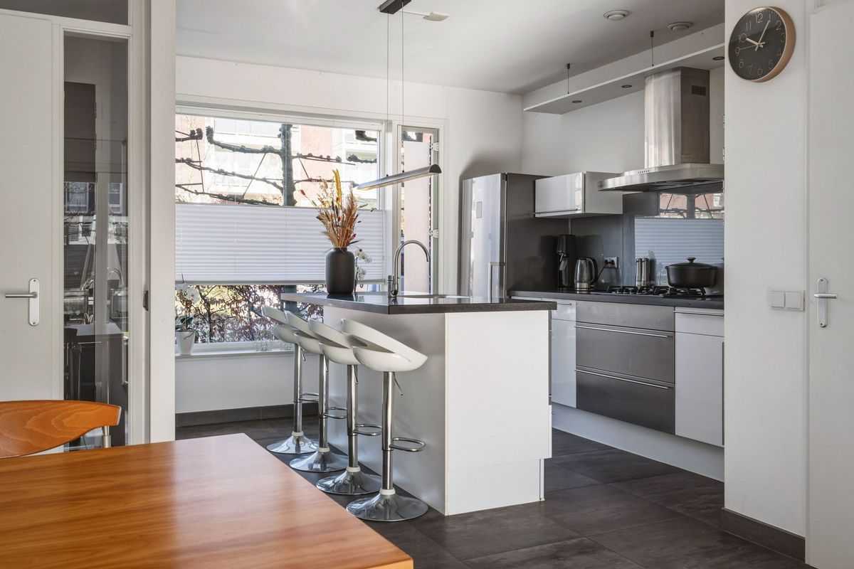 Groenlingstraat 10 Photo Blur 12