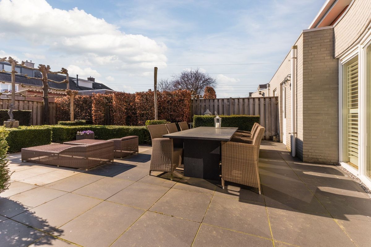 Gandalf 41 Photo Blur 35