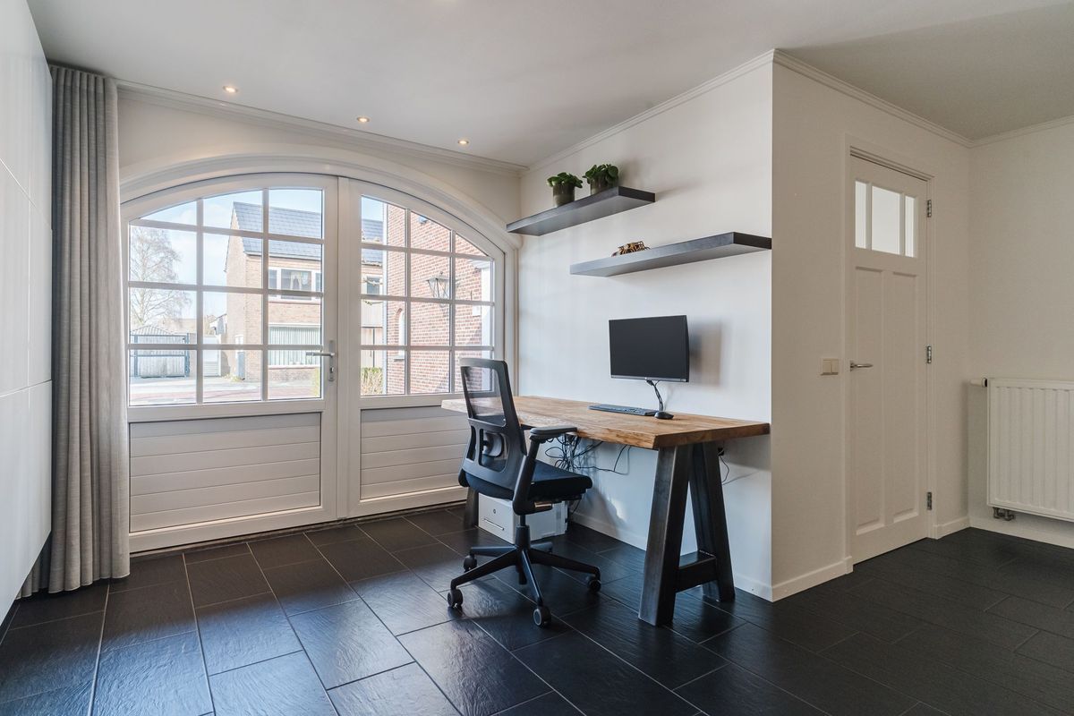 Oranjestraat 39 Photo Blur 21