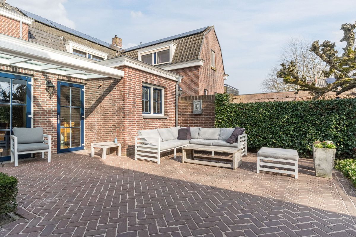 Oranjestraat 39 Photo Blur 23