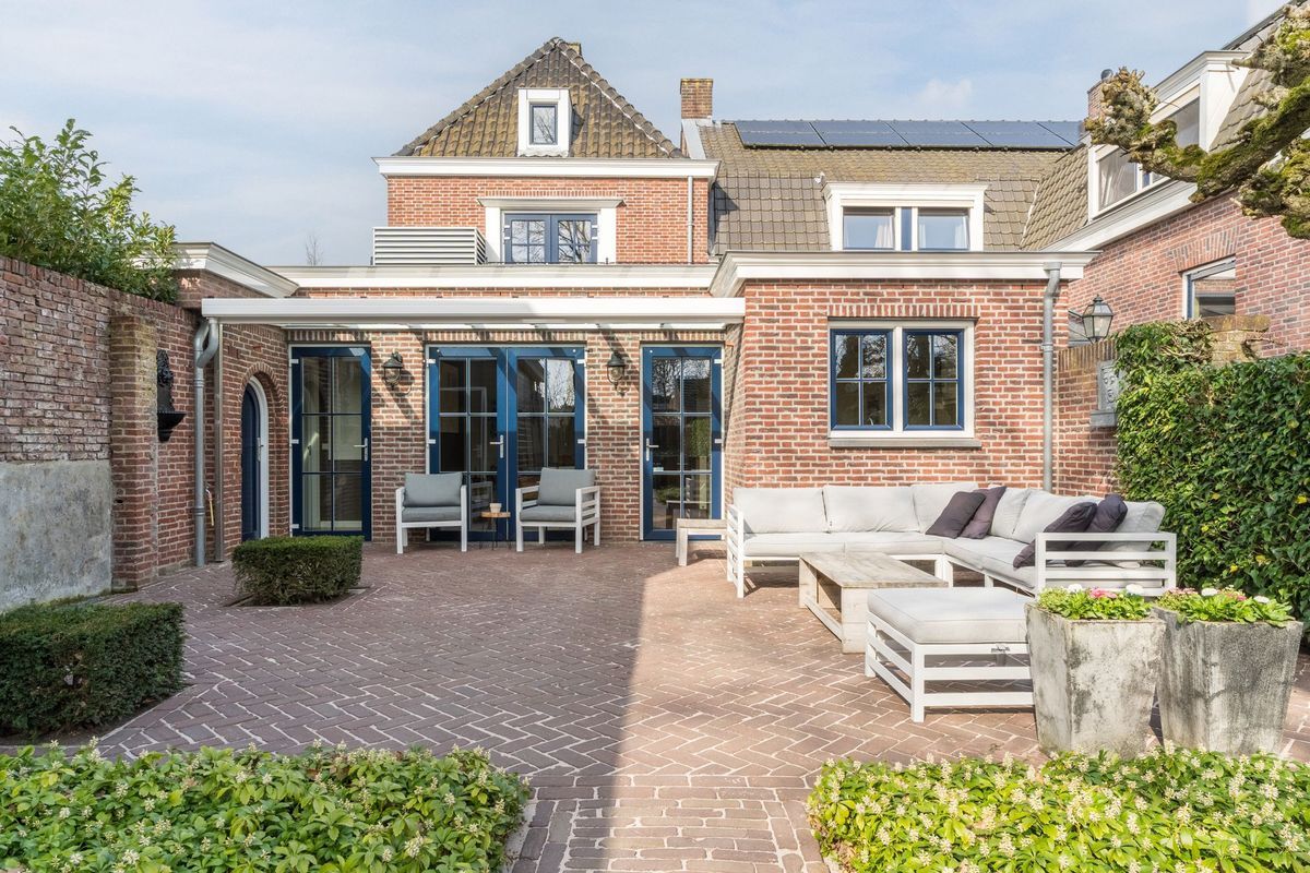 Oranjestraat 39 Photo Blur 3