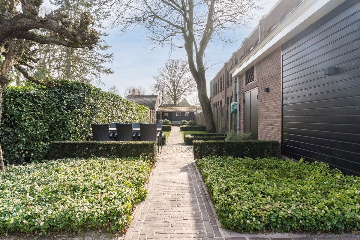 Oranjestraat 39 Photo Blur 27