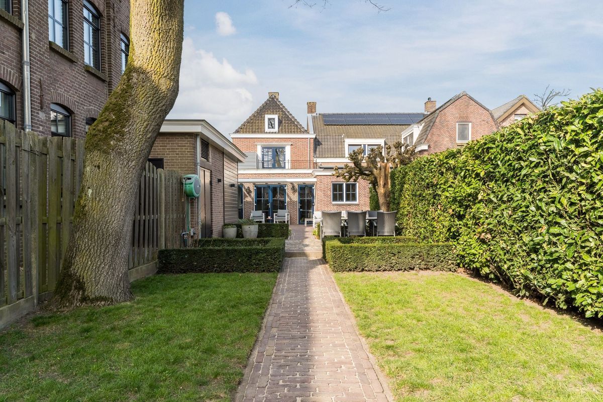 Oranjestraat 39 Photo Blur 33