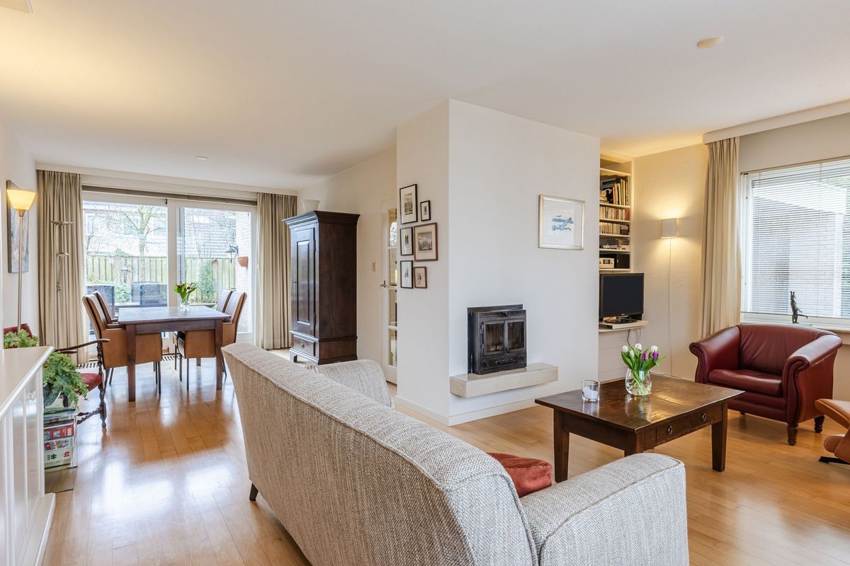 Beverdonk 3 Photo Blur 2