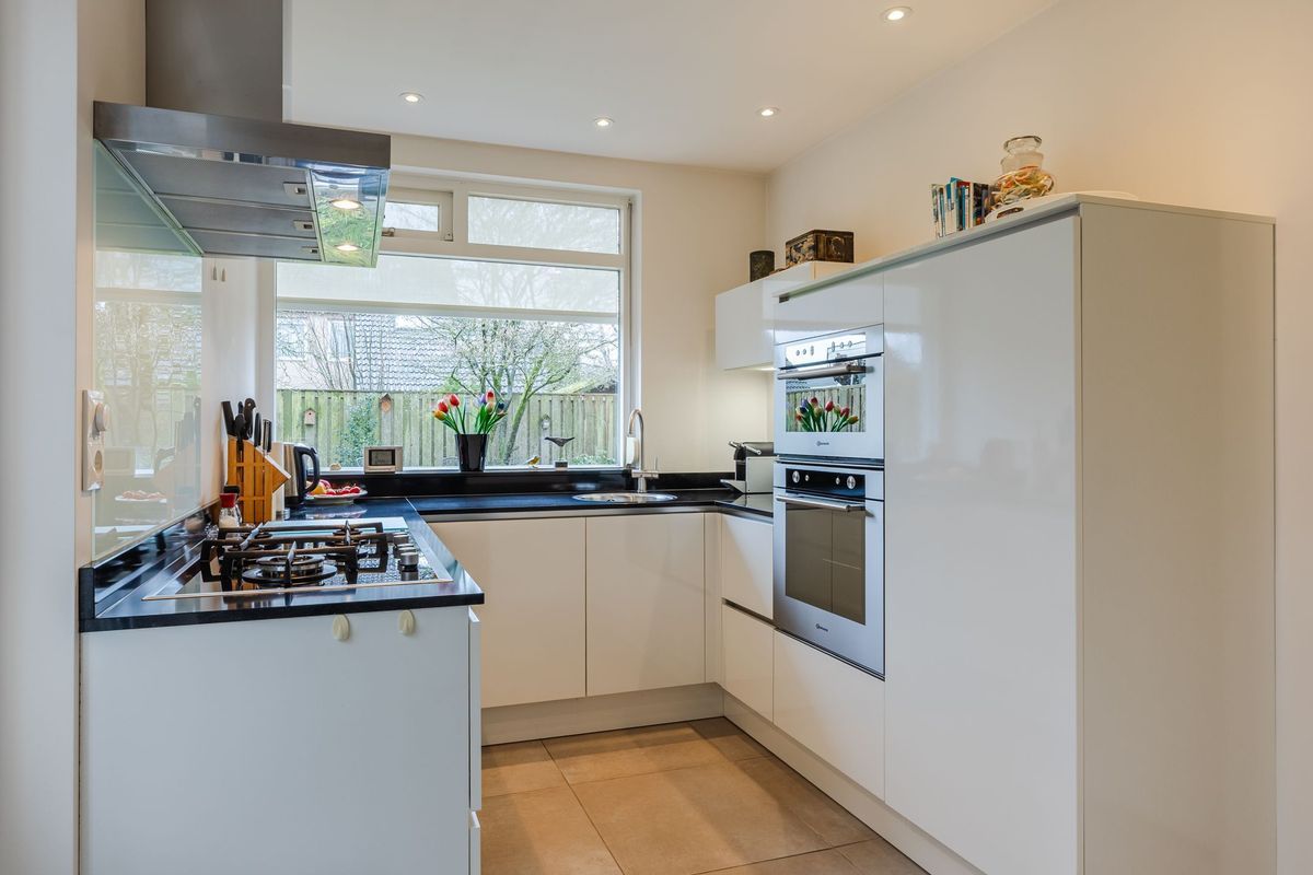 Beverdonk 3 Photo Blur 3