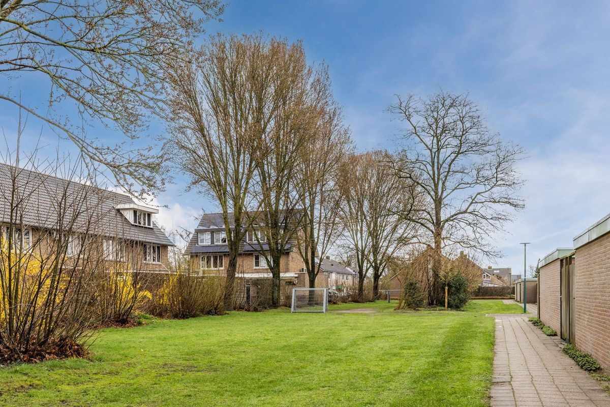 Beverdonk 3 Photo Blur 29