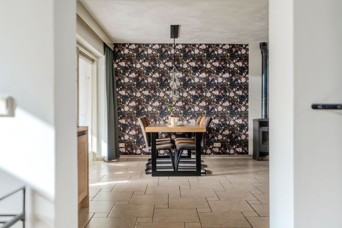 Wede 7 Photo Blur 18