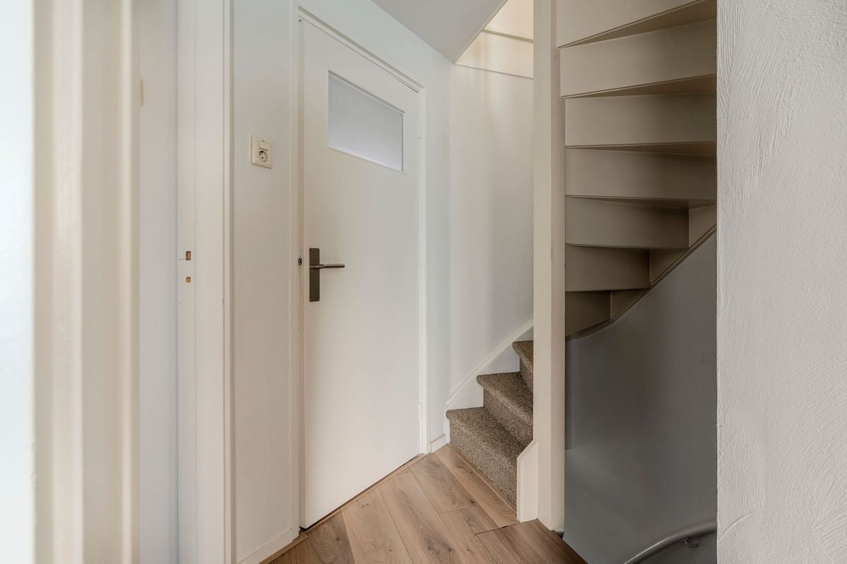 Wede 7 Photo Blur 25