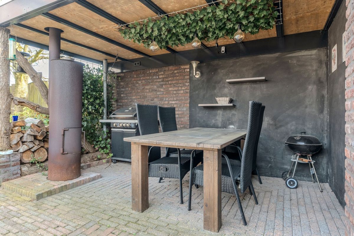 Wede 7 Photo Blur 43