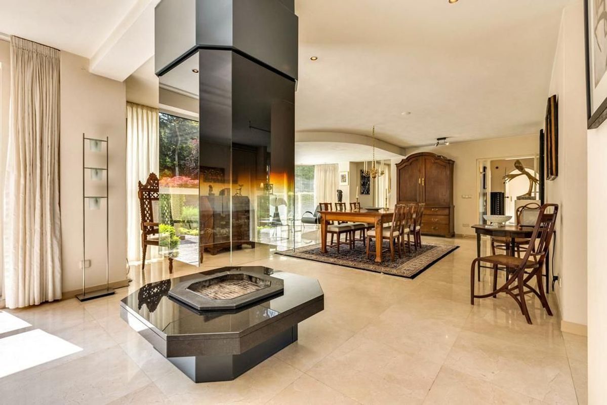 Haagdoorn 11 Photo Blur 8